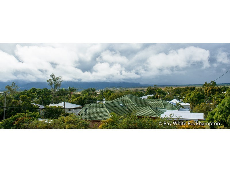 6 Kelly Street, The Range QLD 4700