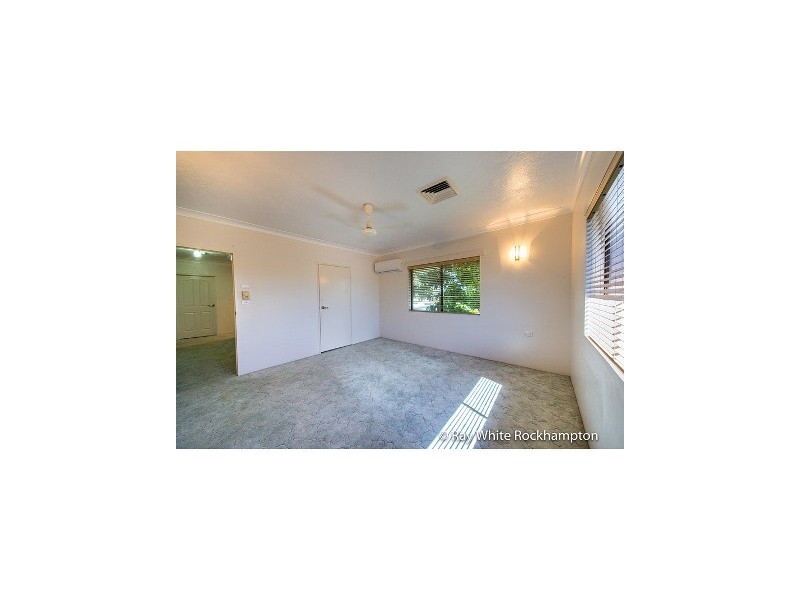 1 Booker Street, Park Avenue QLD 4701