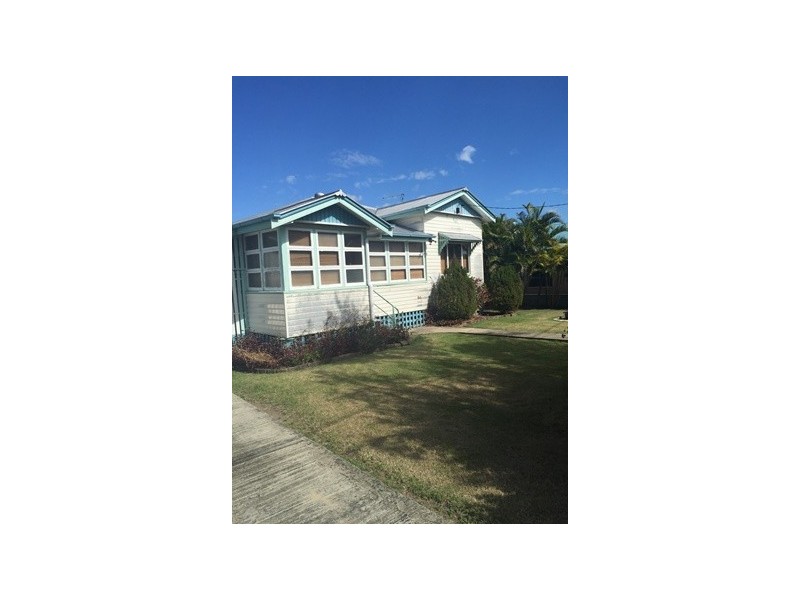 64 Richmond Street, Berserker QLD 4701