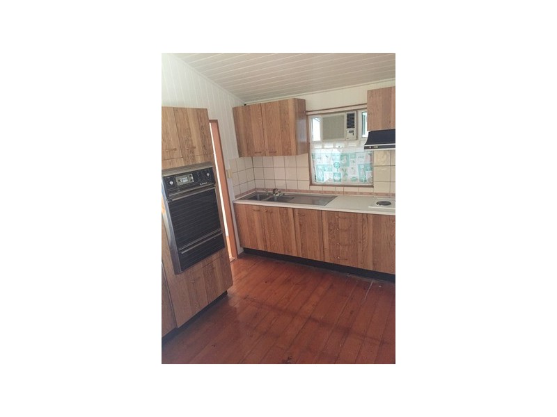 64 Richmond Street, Berserker QLD 4701