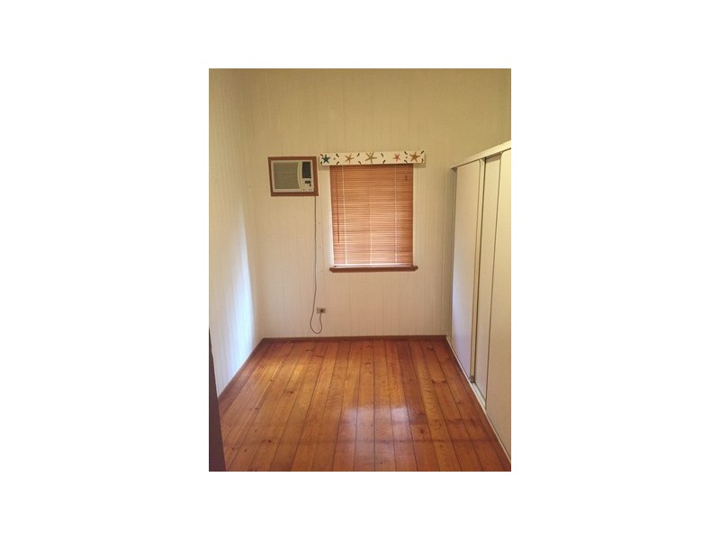 64 Richmond Street, Berserker QLD 4701