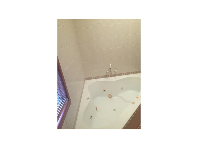 64 Richmond Street, Berserker QLD 4701