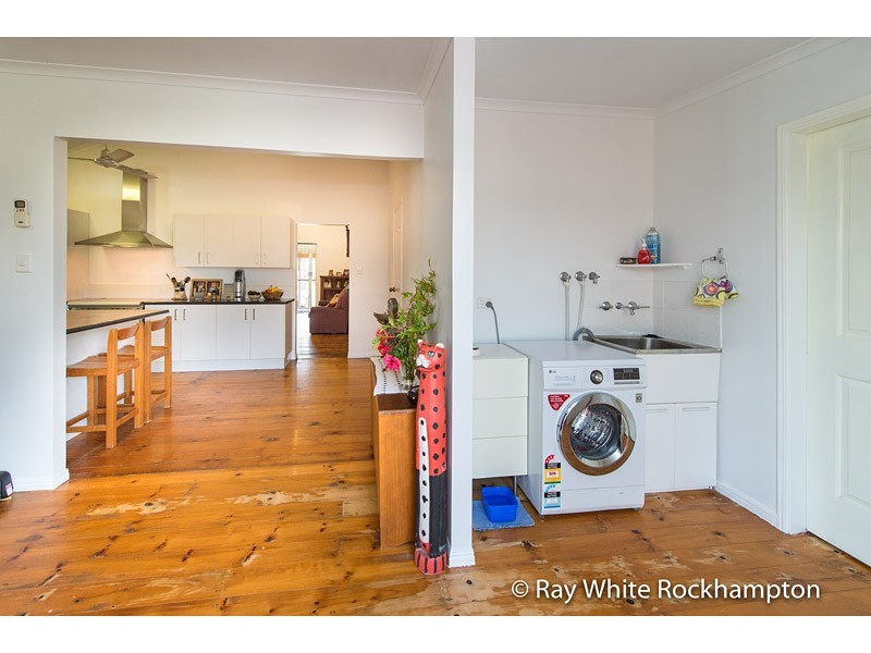 390 Dairy Inn Road, Cawarral QLD 4702