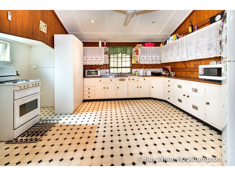 79 Edington Street, Berserker QLD 4701