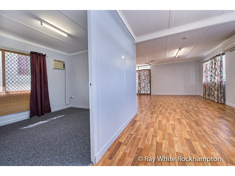 31 Beak Street, Koongal QLD 4701