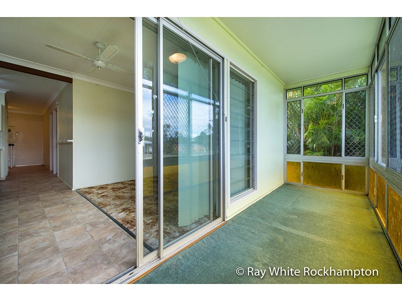 69 Menzies Street, Park Avenue QLD 4701