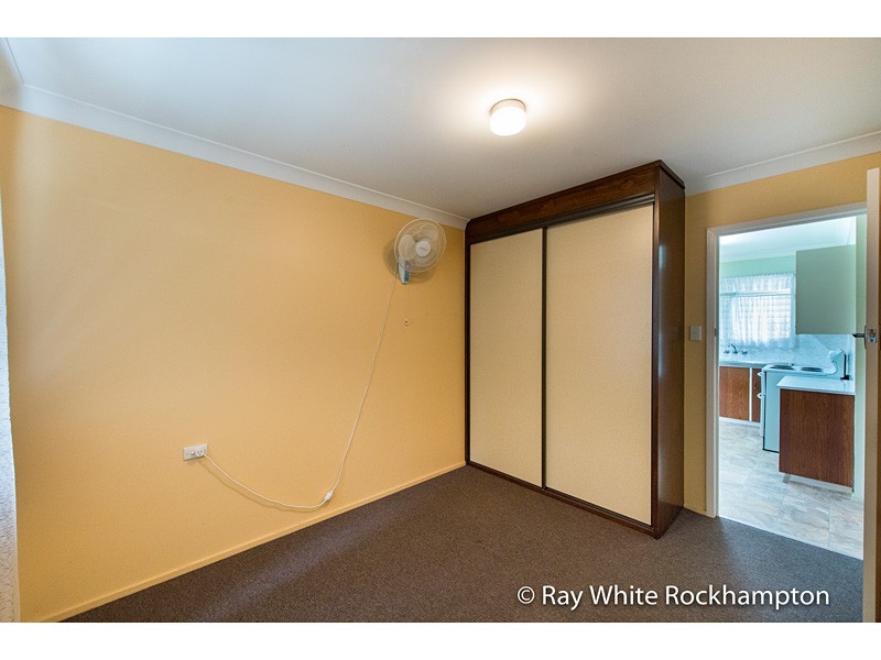 69 Menzies Street, Park Avenue QLD 4701