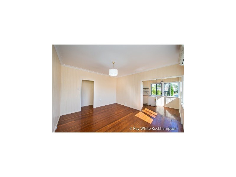 303 Berserker Street, Berserker QLD 4701