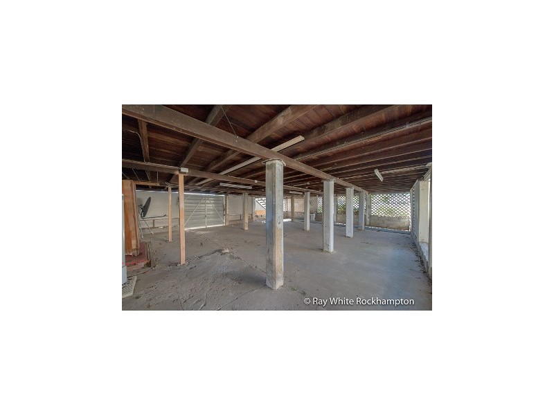 303 Berserker Street, Berserker QLD 4701