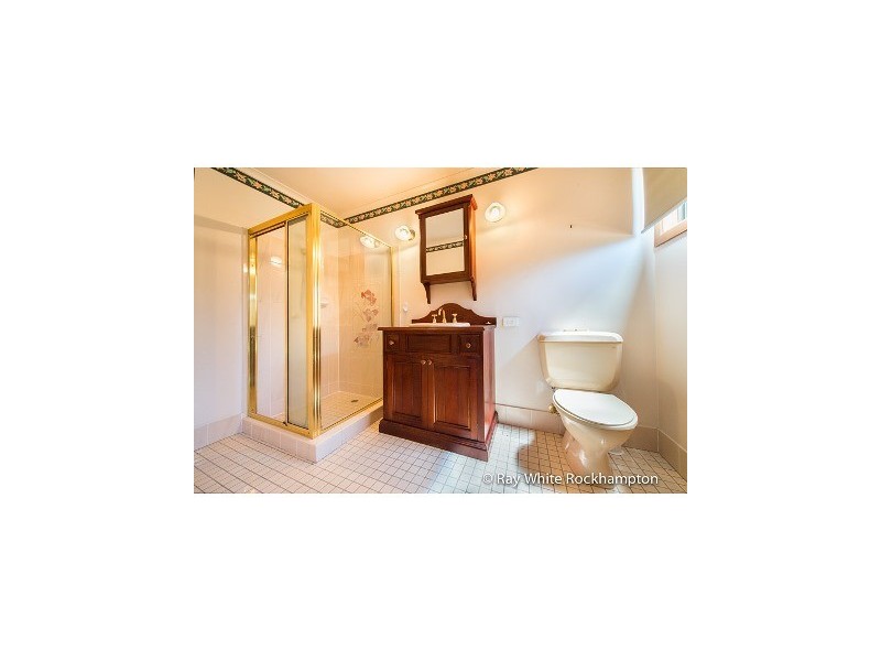 70 Glencoe Street, The Range QLD 4700