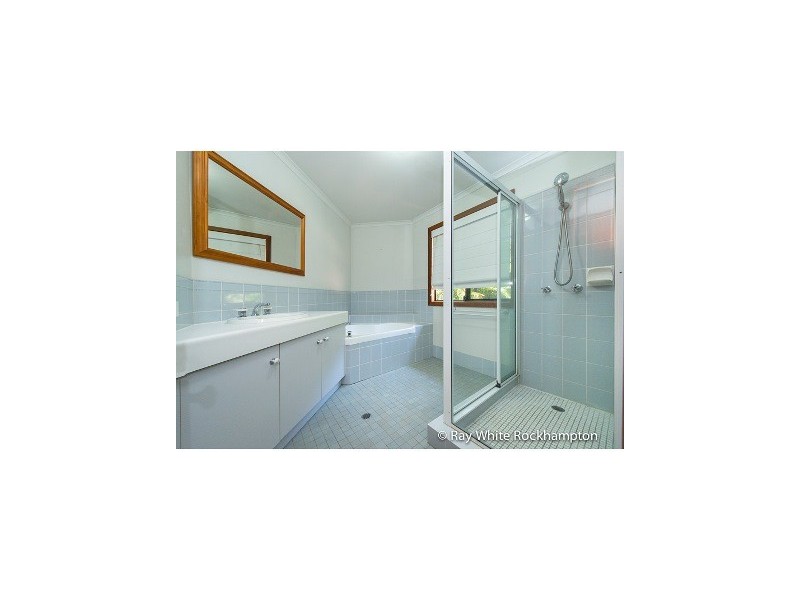 70 Glencoe Street, The Range QLD 4700