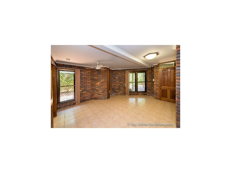 70 Glencoe Street, The Range QLD 4700