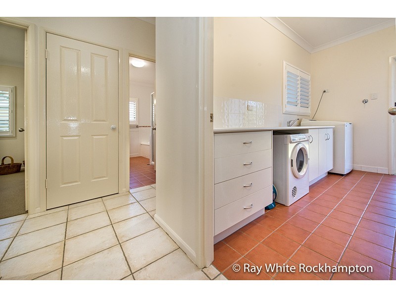 25 Grantleigh Close, Rockyview QLD 4701