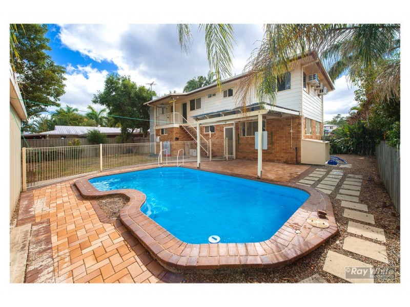 67 Bean Avenue, Parkhurst QLD 4702