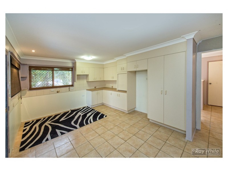 67 Bean Avenue, Parkhurst QLD 4702