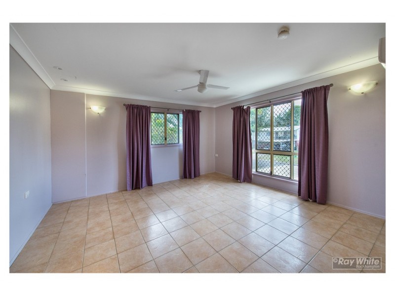 67 Bean Avenue, Parkhurst QLD 4702