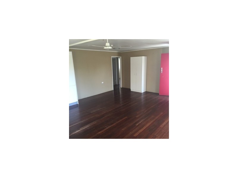 312 Saunders Street, Koongal QLD 4701