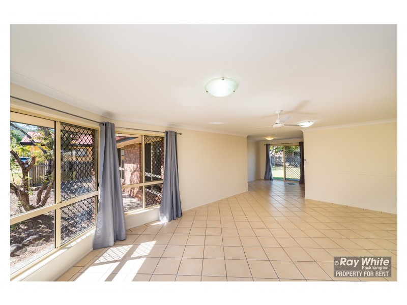 8 Gable Street, Koongal QLD 4701