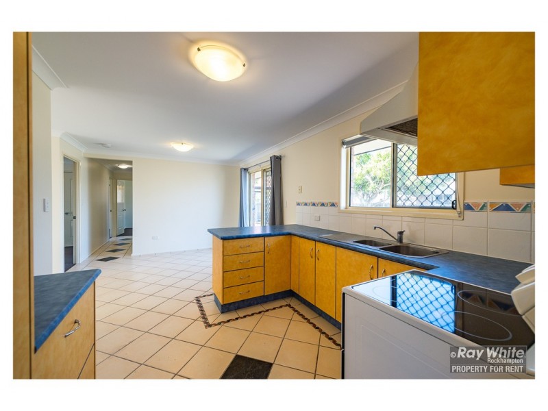 8 Gable Street, Koongal QLD 4701
