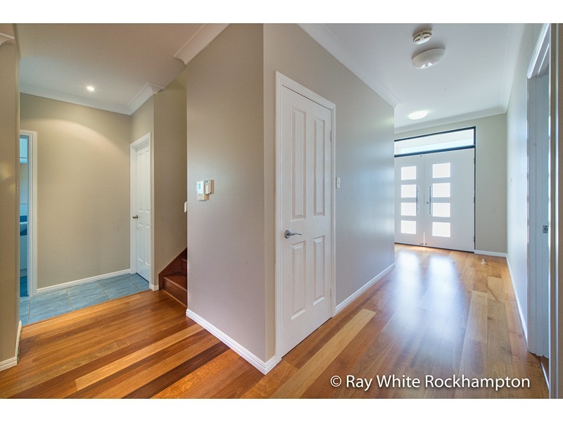 2 Foale Court, Kawana QLD 4701