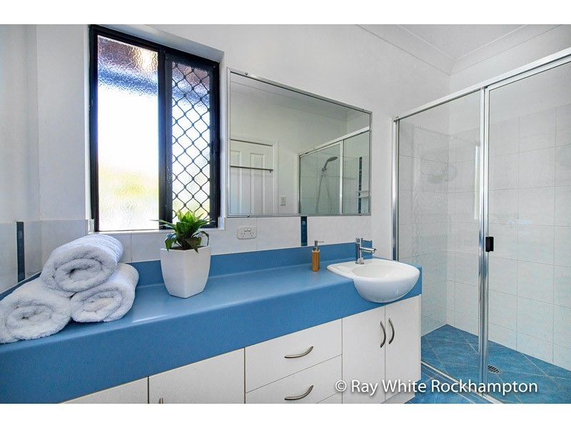 2 Foale Court, Kawana QLD 4701