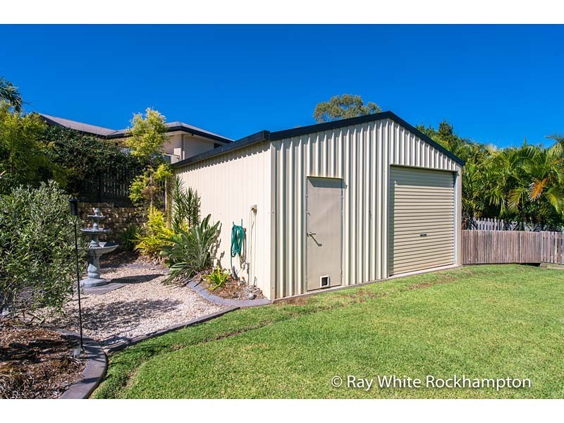 2 Foale Court, Kawana QLD 4701