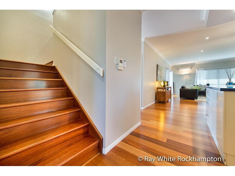 2 Foale Court, Kawana QLD 4701