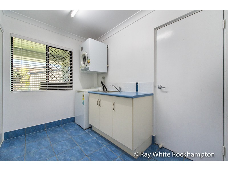 2 Foale Court, Kawana QLD 4701