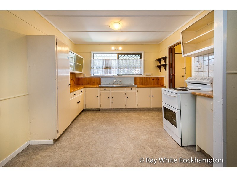 192 Lion Creek Road, Wandal QLD 4700