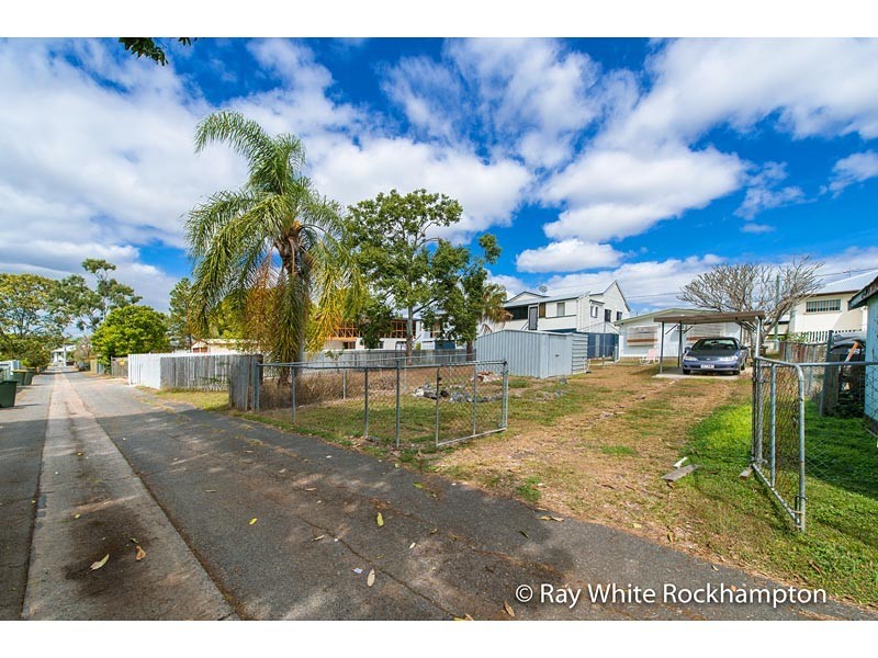 7 Arnold Street, Allenstown QLD 4700