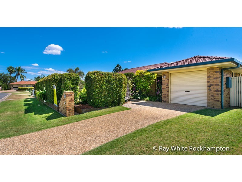 82 Carara Drive, Kawana QLD 4701