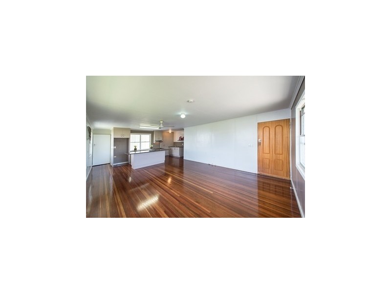 16 Davidson Street, Park Avenue QLD 4701