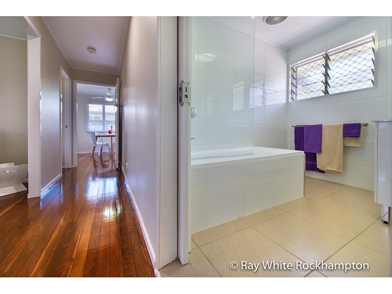 284 Dempsey Street, Koongal QLD 4701