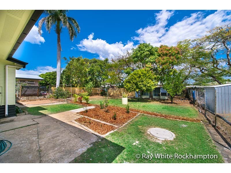 284 Dempsey Street, Koongal QLD 4701