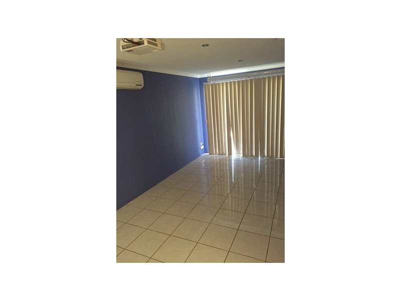 30 Col Crescent, Parkhurst QLD 4702