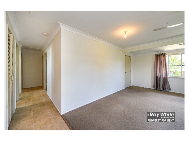 11 Duffy Street, Kawana QLD 4701