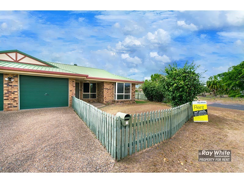 2/1 Mungarra Drive, Kawana QLD 4701