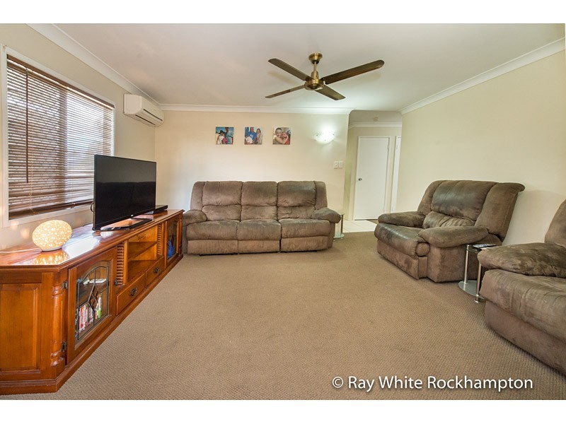 8 Webber Avenue, Kawana QLD 4701
