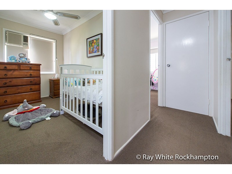 8 Webber Avenue, Kawana QLD 4701