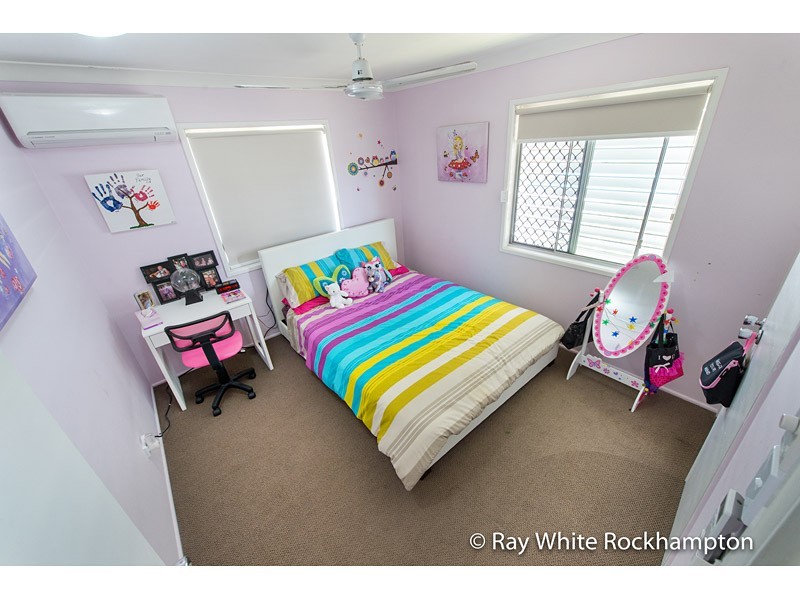 8 Webber Avenue, Kawana QLD 4701