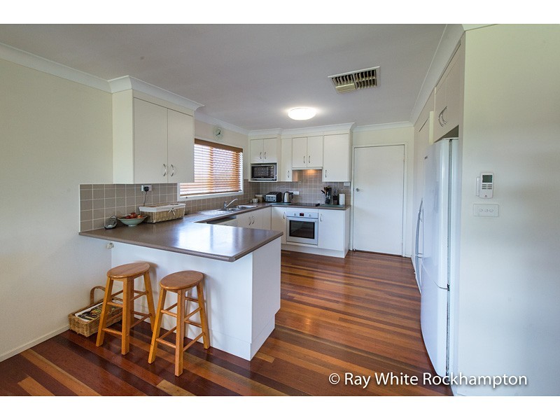 6 Vyner Street, Wandal QLD 4700