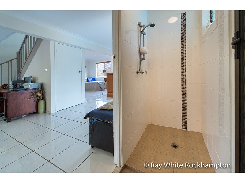 6 Vyner Street, Wandal QLD 4700