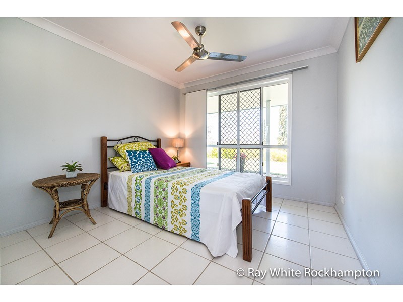 125 Julie Anne Drive, Glendale QLD 4711
