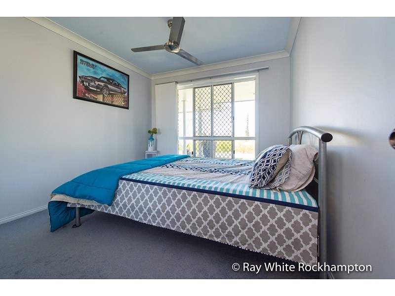 125 Julie Anne Drive, Glendale QLD 4711