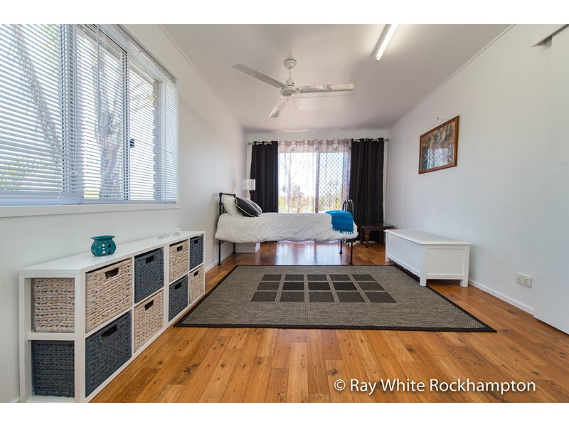 125 Julie Anne Drive, Glendale QLD 4711