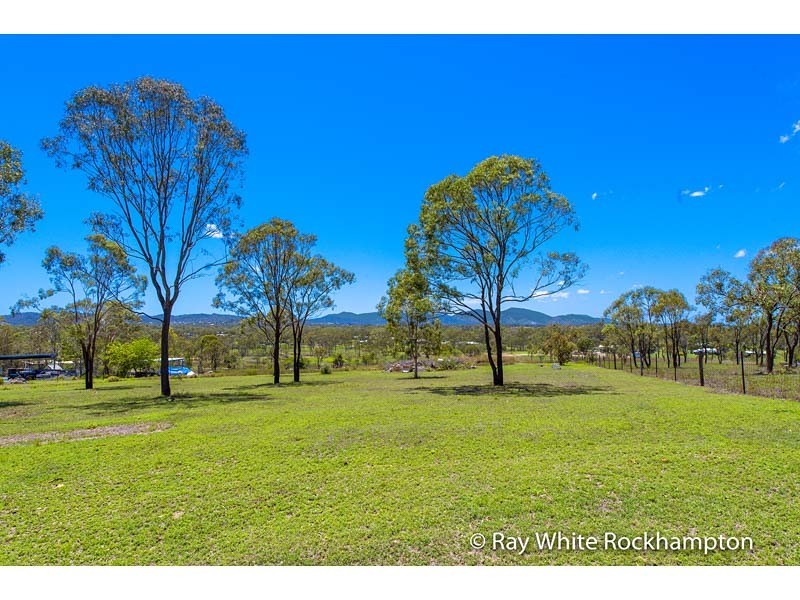 125 Julie Anne Drive, Glendale QLD 4711