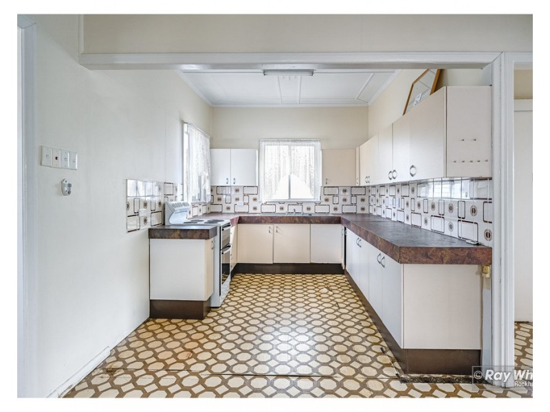 121 Wandal Road, Wandal QLD 4700