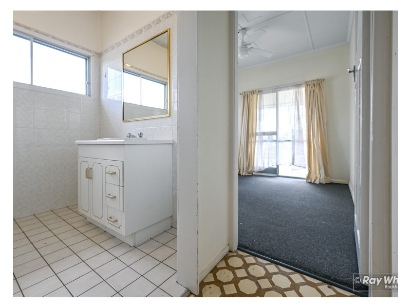 121 Wandal Road, Wandal QLD 4700