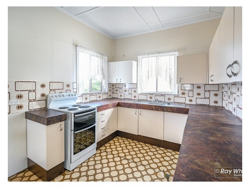 121 Wandal Road, Wandal QLD 4700