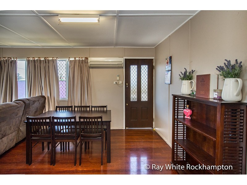 82 Alexandra Street, Park Avenue QLD 4701